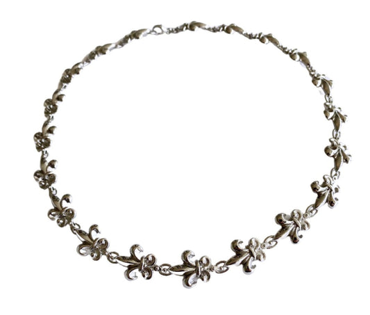 Fleur de Lis rhodium-plated / patinated necklace