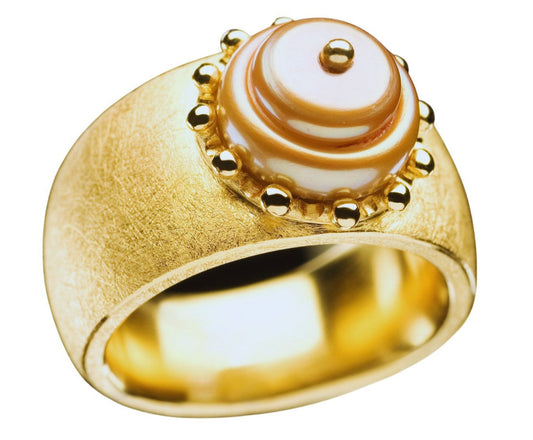 Oriental oro