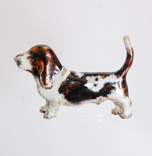 Basset Pin